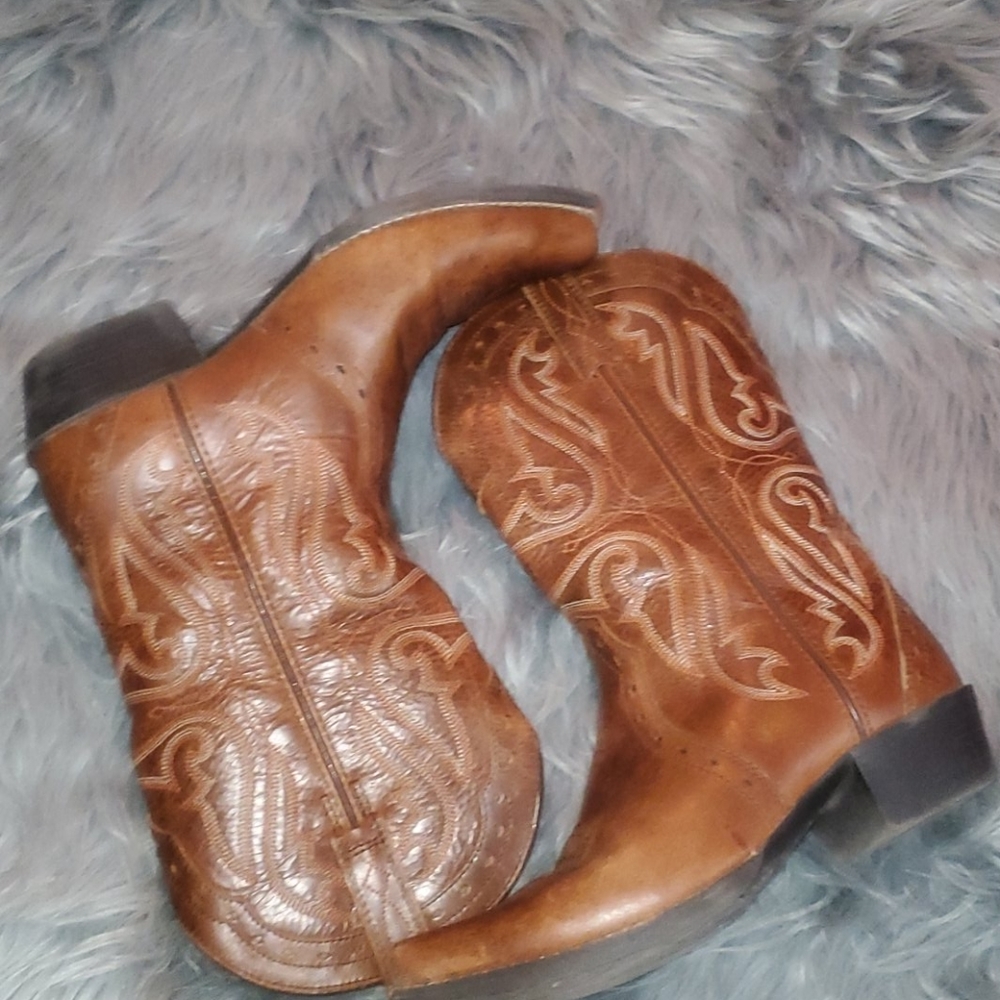 Ariat western boots